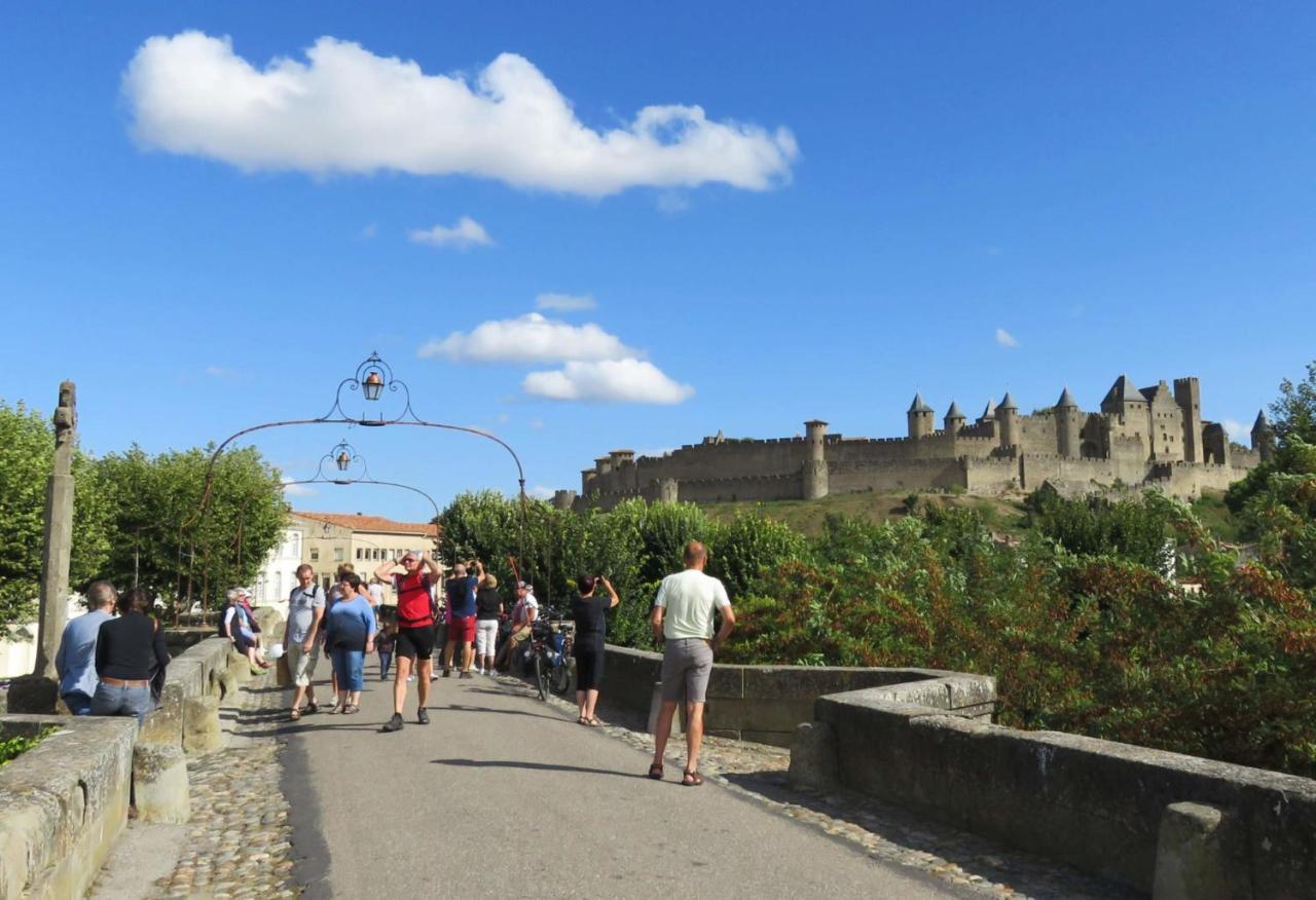 Sur Les Paves Du Pont Vieux...